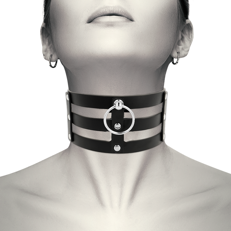 img_140226_80412033d23702a10b44a92b31f9d9c6_1.png COQUETTE CHIC DESIRE - VEGANES LEDER-HALSBAND IM FETISCH-STIL