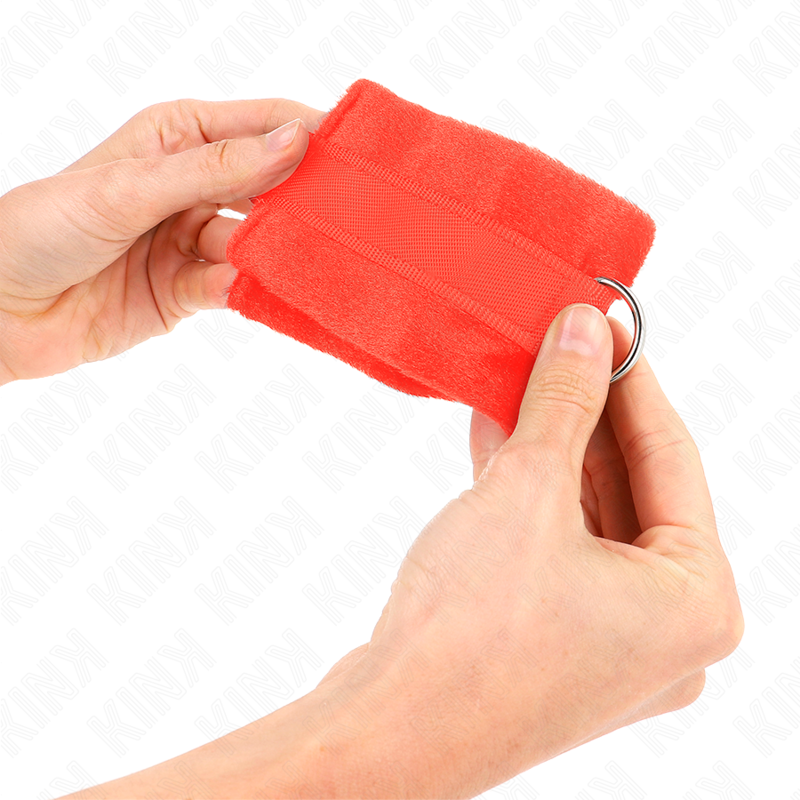 KINK - BEGINNER PELZHANDMANSCHETTEN ROT 30 X 7 CM – Bild 3